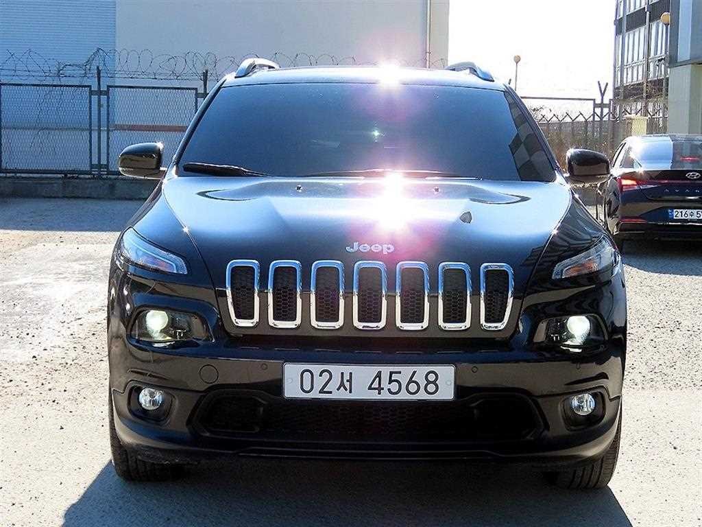 지프 체로키 체로키(KL) 2.4 론지튜드 AWD 이미지 1
