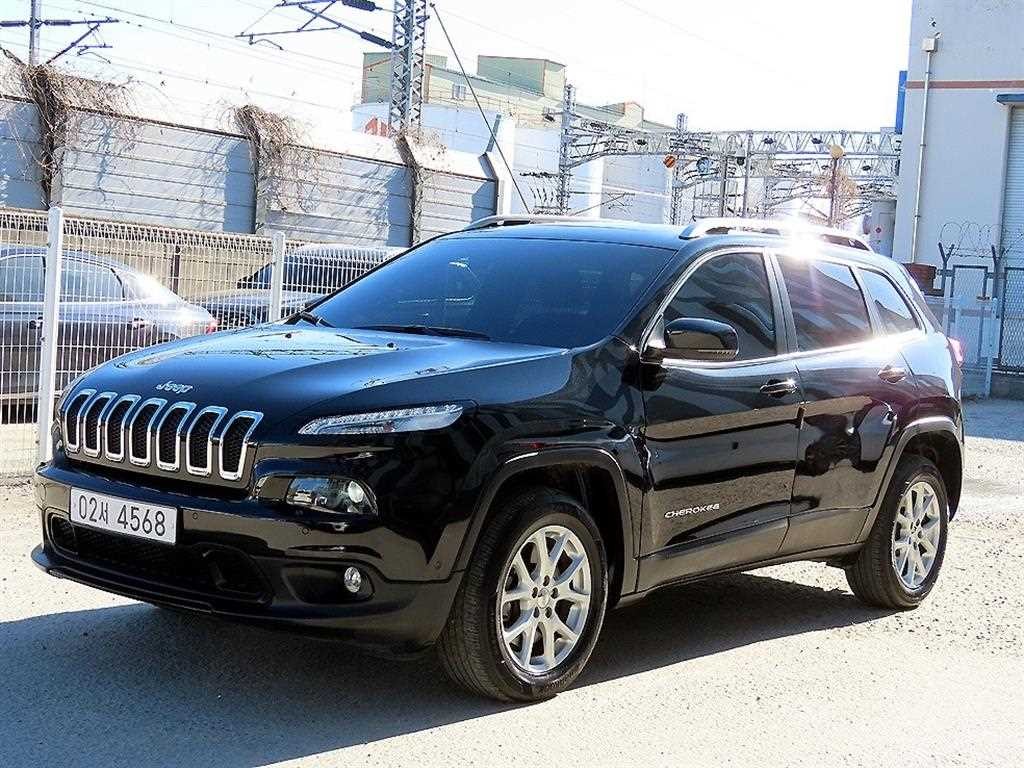 지프 체로키 체로키(KL) 2.4 론지튜드 AWD 이미지 2
