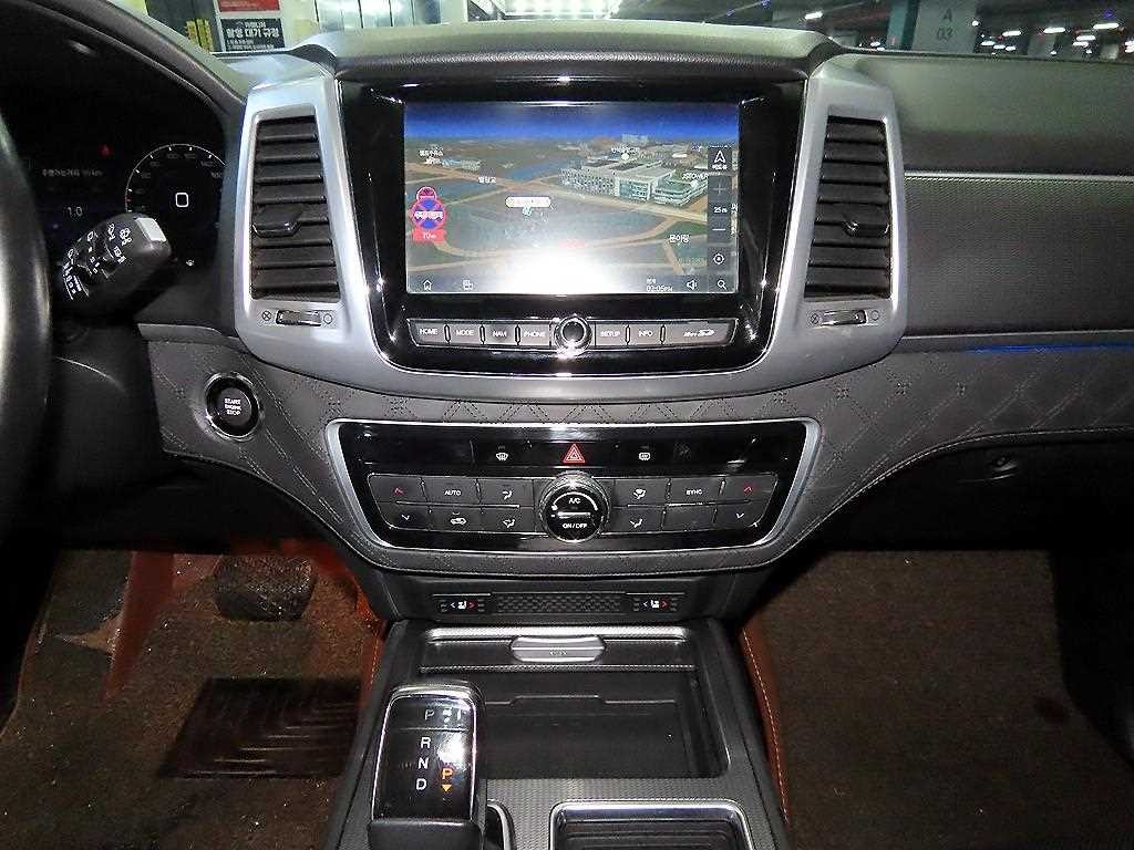 KG모빌리티(쌍용) 렉스턴 올 뉴 렉스턴 (Y450) 디젤 2.2 4WD 더 블랙 이미지 11