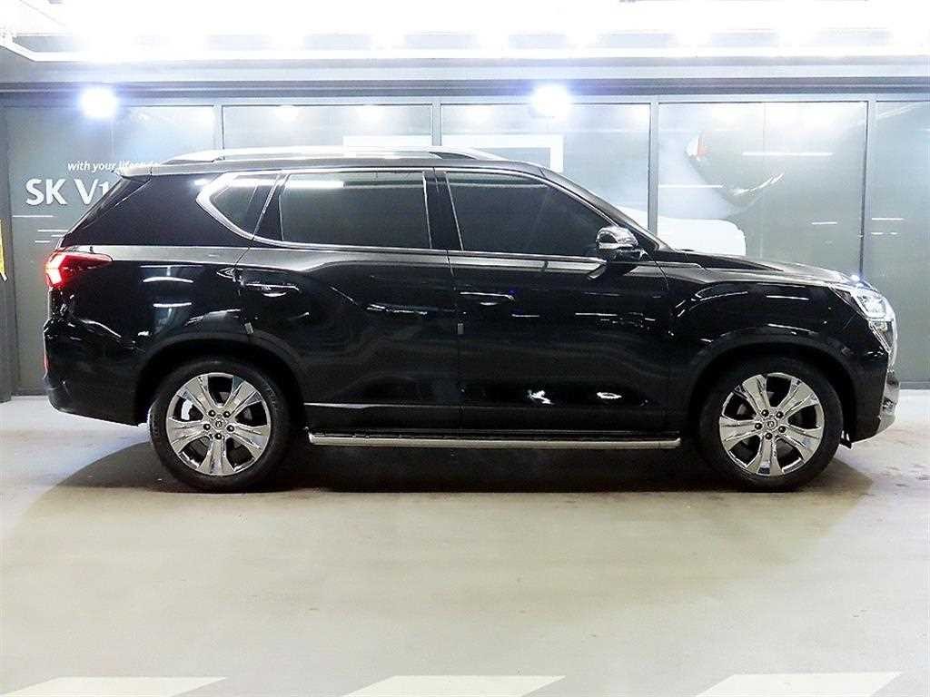 KG모빌리티(쌍용) 렉스턴 올 뉴 렉스턴 (Y450) 디젤 2.2 4WD 더 블랙 이미지 3