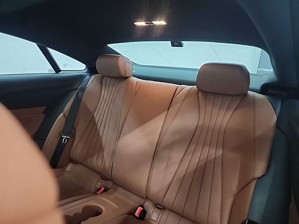 벤츠 E 클래스 E-클래스 W213 E220d 쿠페 이미지 12