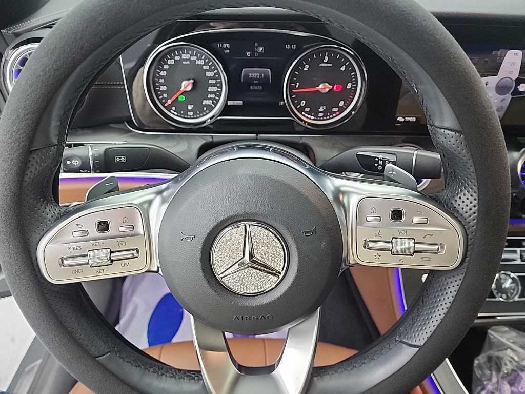 벤츠 E 클래스 E-클래스 W213 E220d 쿠페 이미지 9