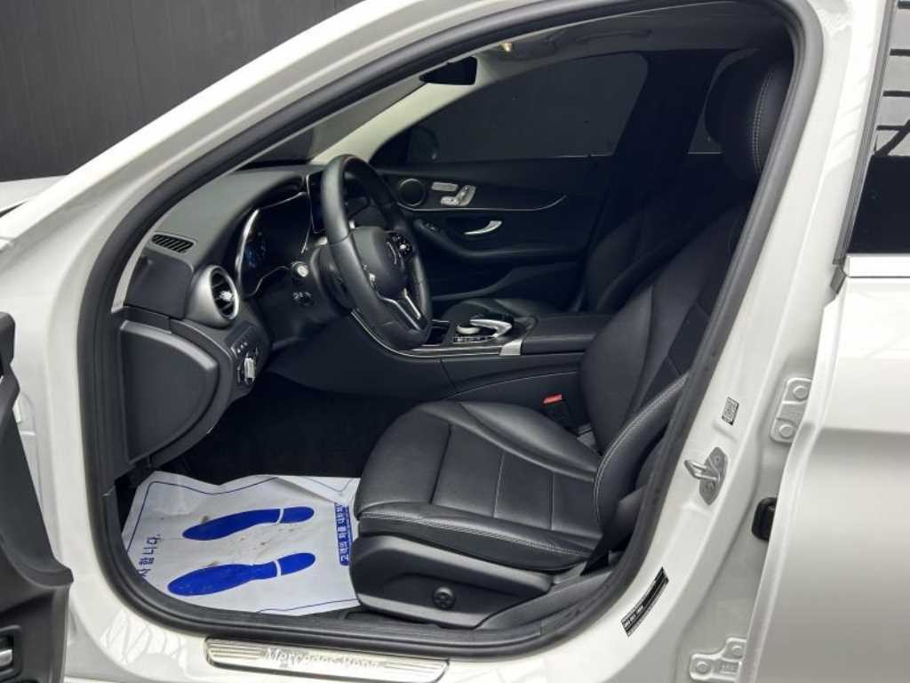벤츠 C 클래스 C클래스 W205 C220 d 4MATIC 아방가르드 이미지 5