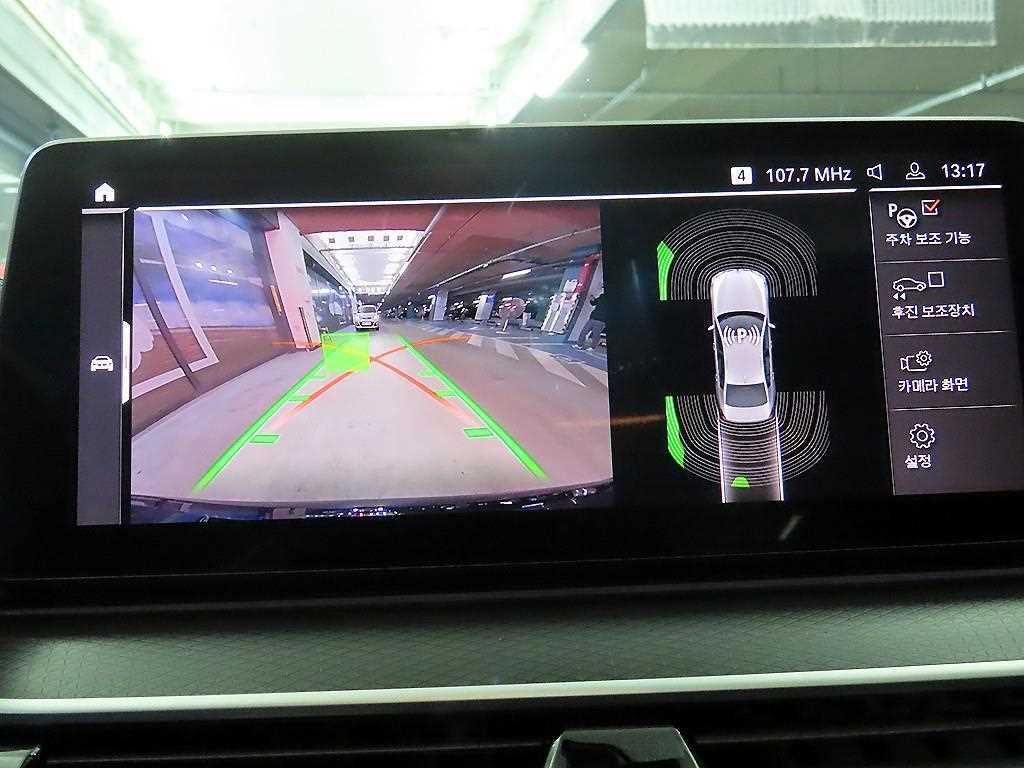 BMW 5시리즈 5시리즈 (G30) 520i M 스포츠 이미지 14