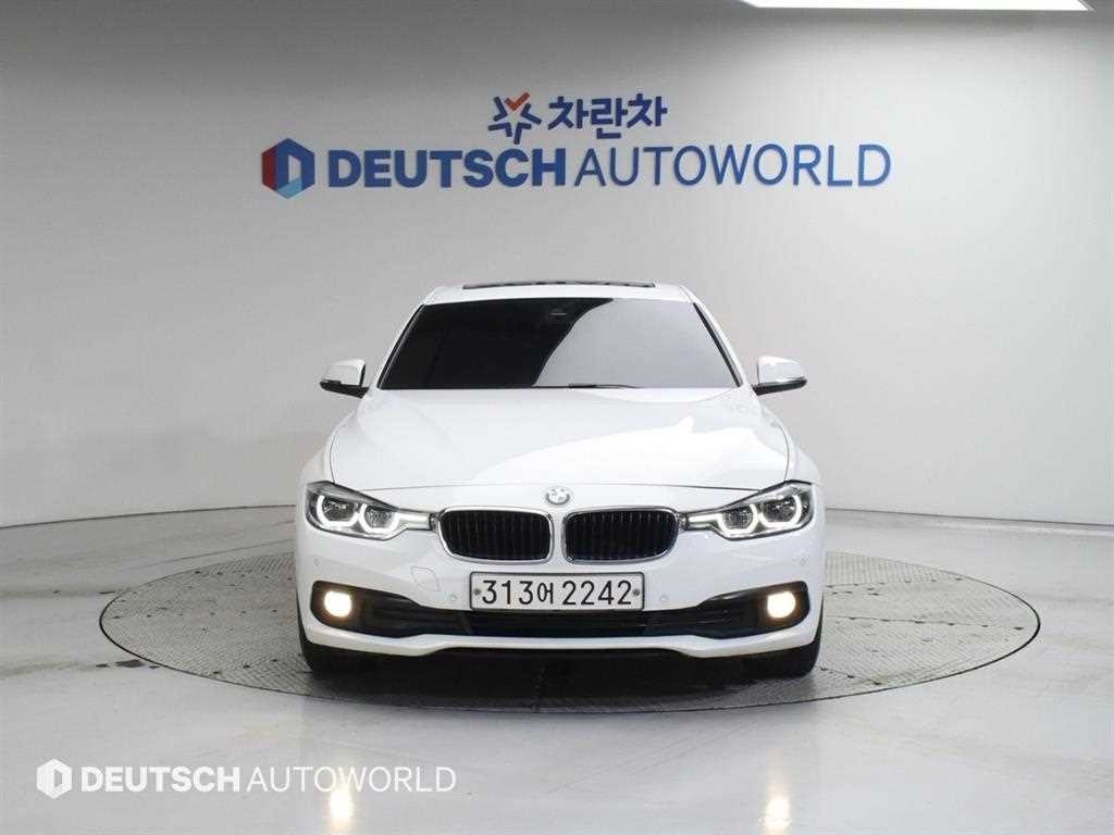 BMW 3시리즈 3시리즈 (F30) 320d 이미지 3