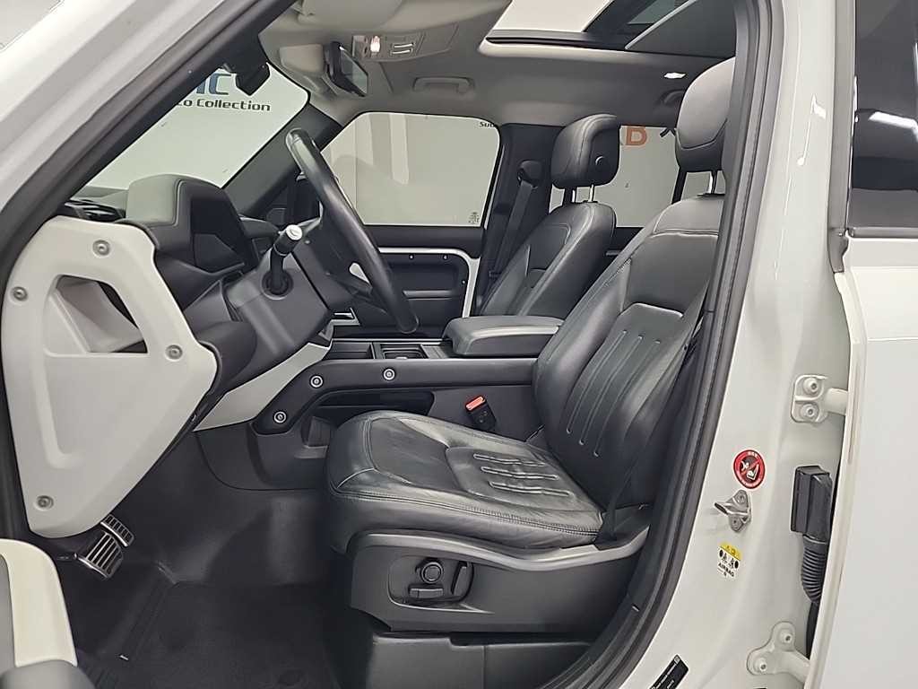 랜드로버 디펜더 디펜더 (L663) 110 D300 HSE 이미지 11