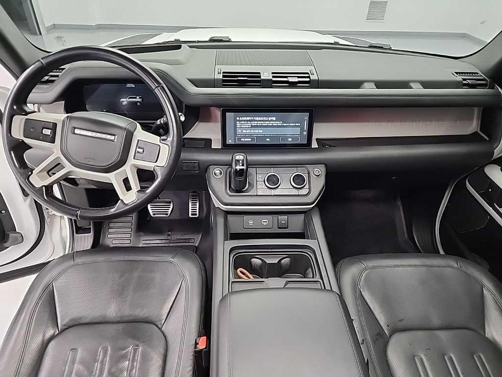 랜드로버 디펜더 디펜더 (L663) 110 D300 HSE 이미지 7