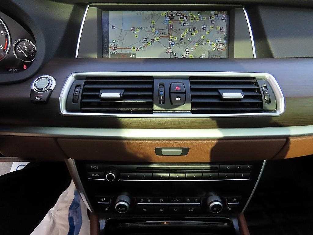 BMW 그란투리스모 5시리즈 GT (F07) GT 30d xDRIVE 이미지 13