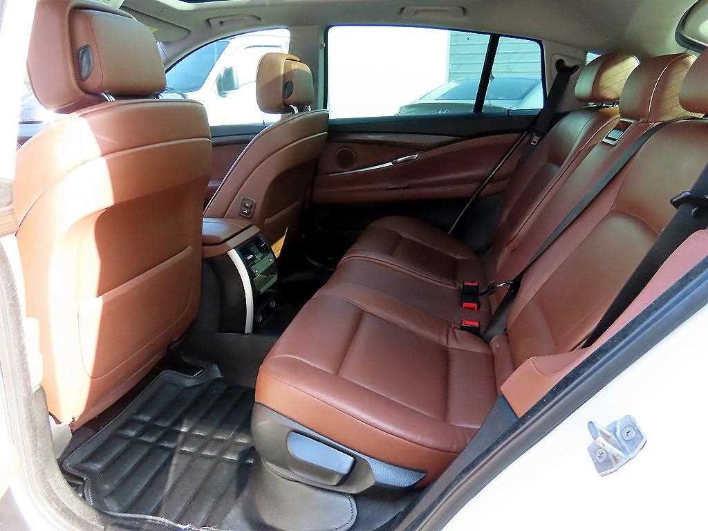 BMW 그란투리스모 5시리즈 GT (F07) GT 30d xDRIVE 이미지 7