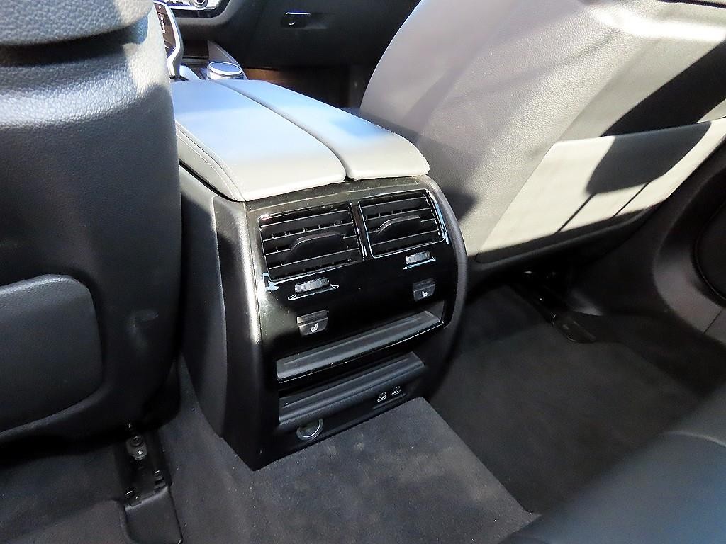 BMW 5시리즈 5시리즈 (G30) 523d xDrive 럭셔리 이미지 16
