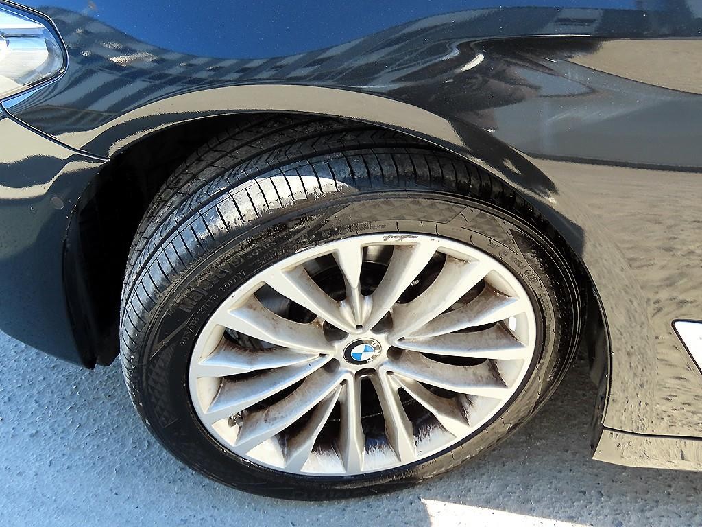 BMW 5시리즈 5시리즈 (G30) 523d xDrive 럭셔리 이미지 20