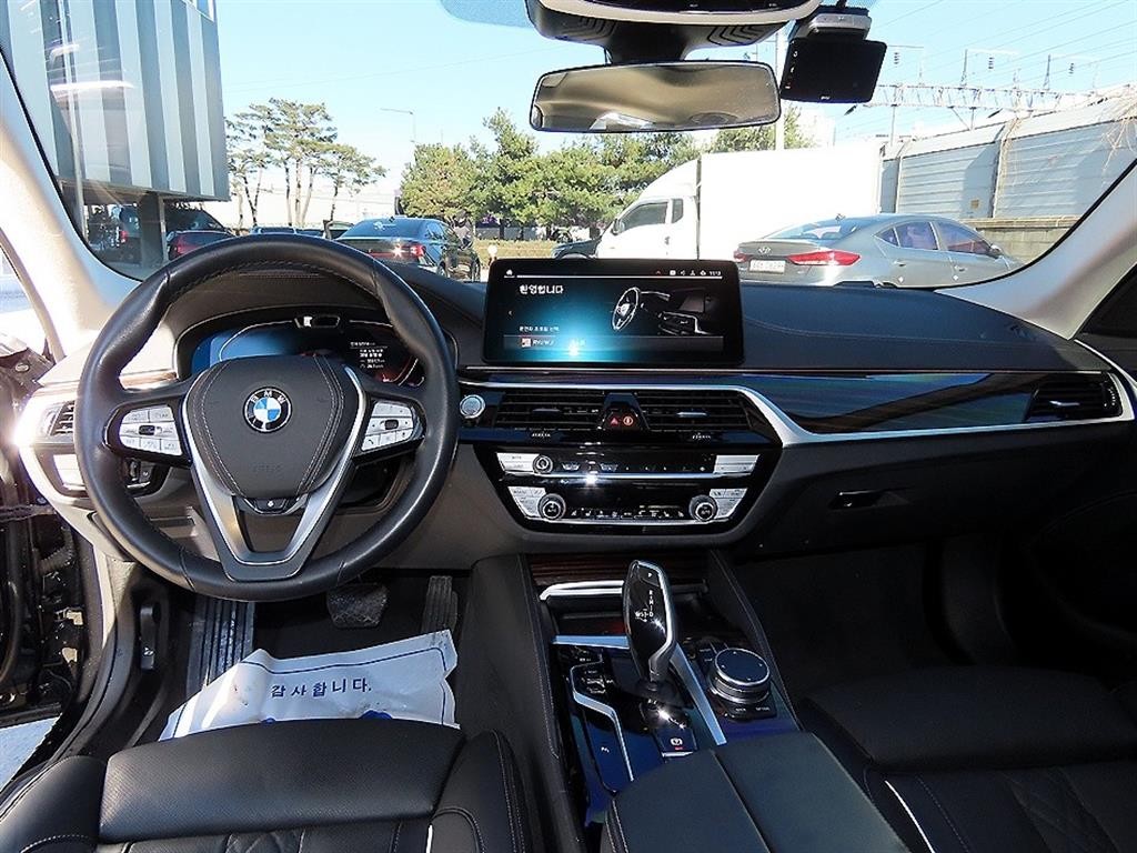 BMW 5시리즈 5시리즈 (G30) 523d xDrive 럭셔리 이미지 7