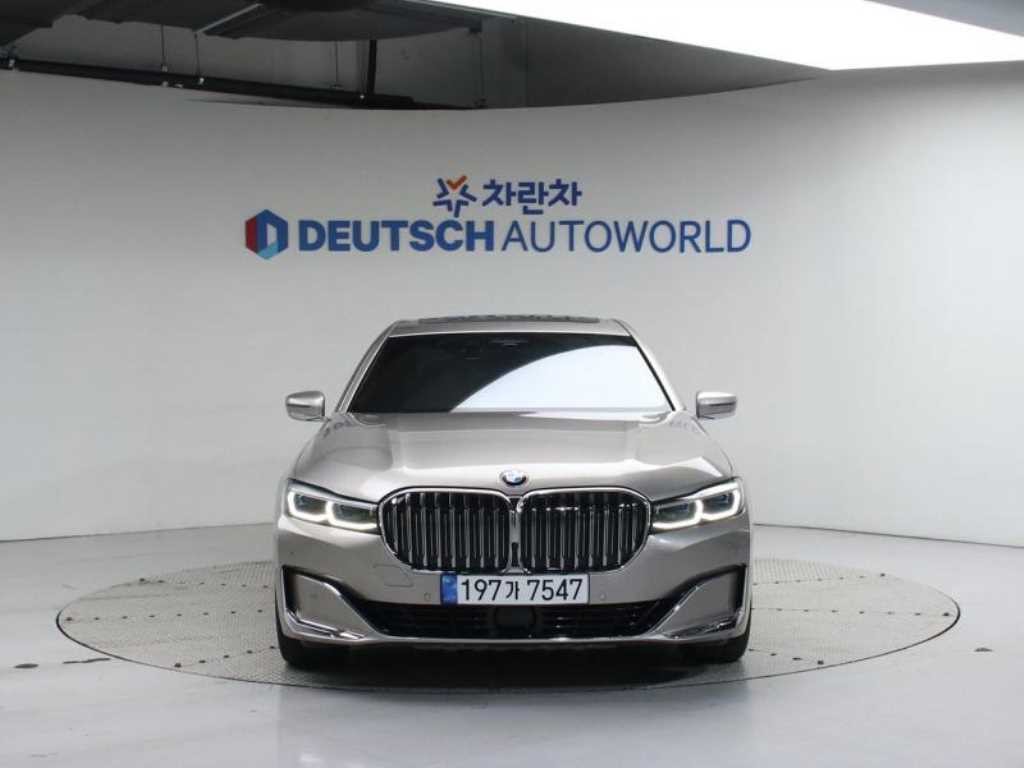 BMW 7시리즈 7시리즈 (G11) M760Li xDrive 이미지 3