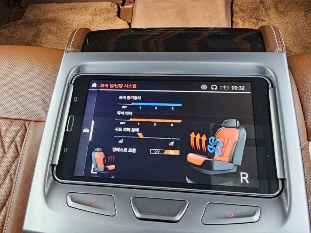 BMW 7시리즈 7시리즈 (G11) M760Li xDrive 이미지 9