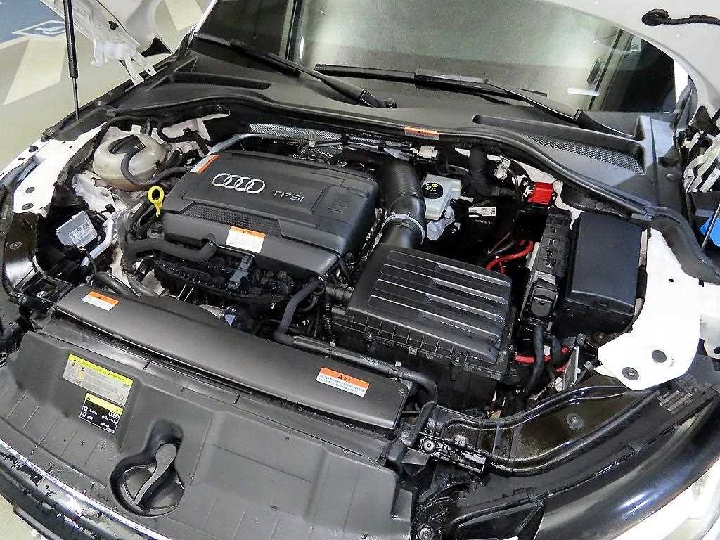 아우디 TT TT (8S) 쿠페 45 TFSI 콰트로 이미지 16