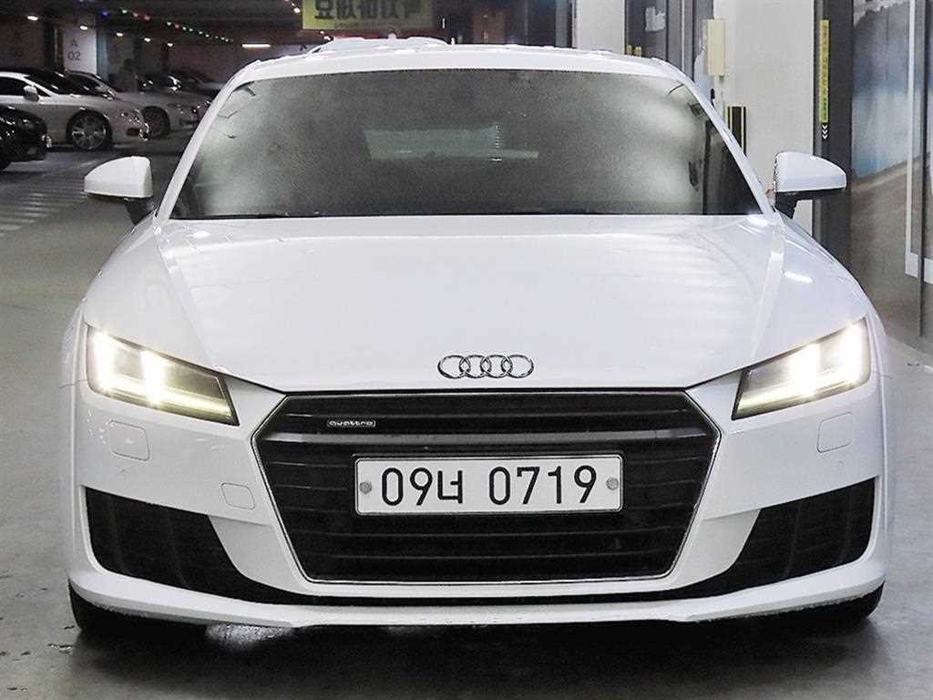 아우디 TT TT (8S) 쿠페 45 TFSI 콰트로 이미지 2