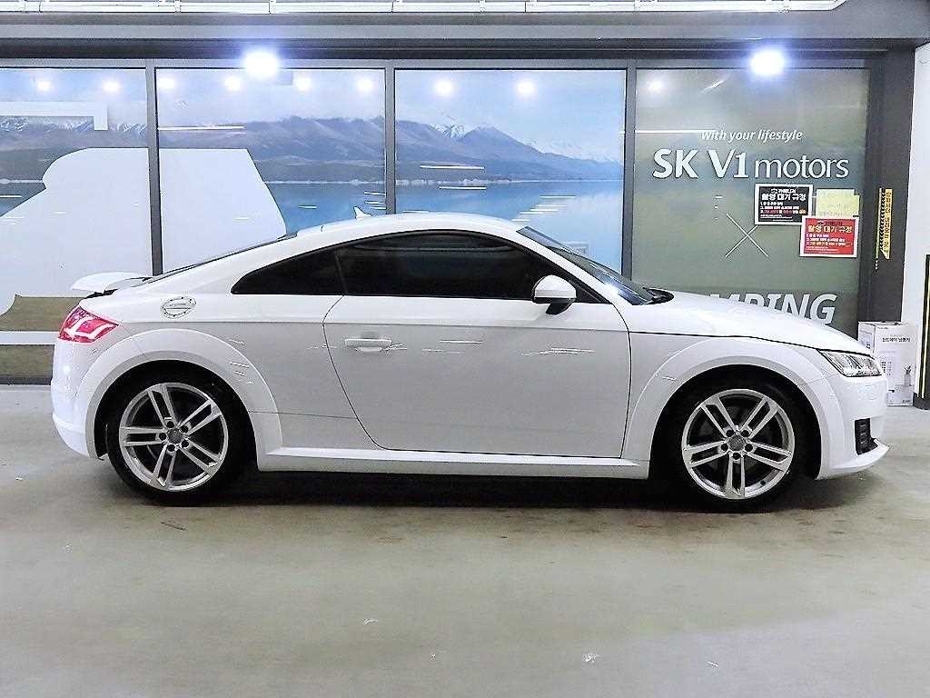 아우디 TT TT (8S) 쿠페 45 TFSI 콰트로 이미지 3