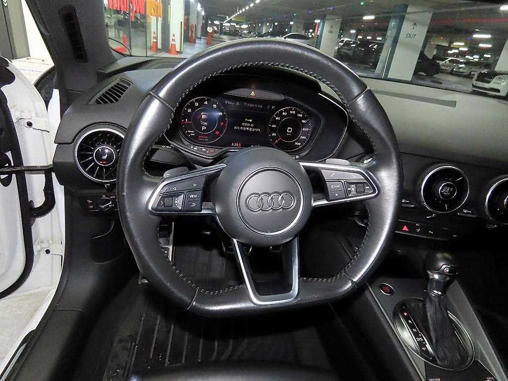 아우디 TT TT (8S) 쿠페 45 TFSI 콰트로 이미지 8