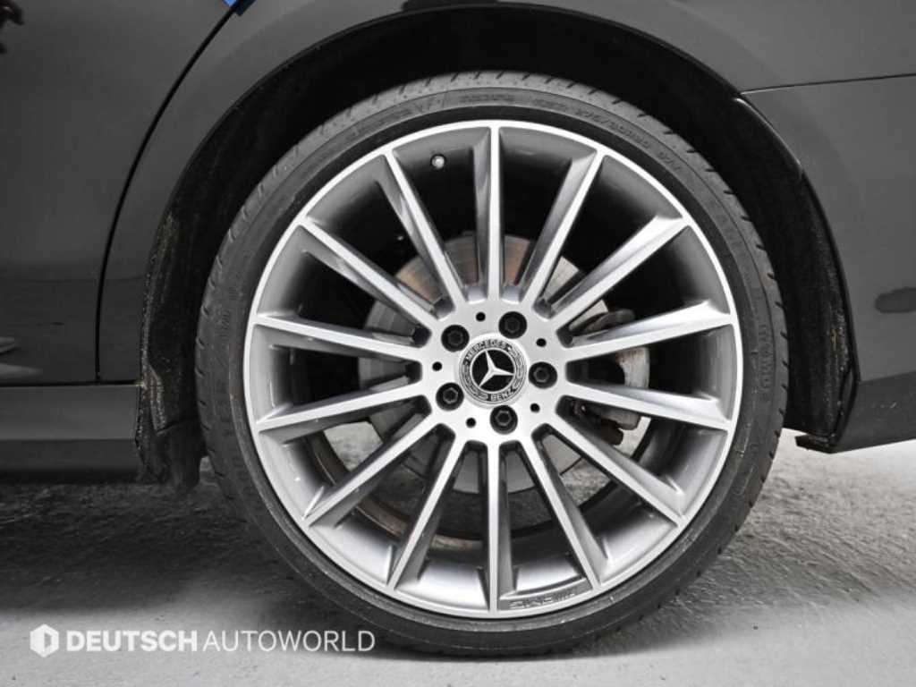 벤츠 E 클래스 E-클래스 W213 E350 4MATIC AMG LINE 이미지 5