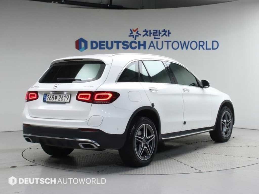 벤츠 GLC 클래스 GLC클래스 X253 GLC 300 e 4MATIC 이미지 2