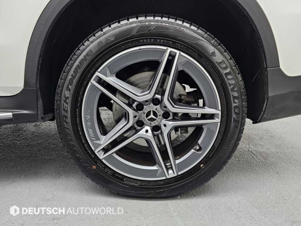 벤츠 GLC 클래스 GLC클래스 X253 GLC 300 e 4MATIC 이미지 5