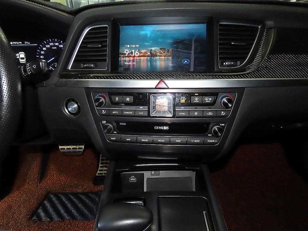제네시스 G80 3.3 T AWD 스포츠 이미지 11