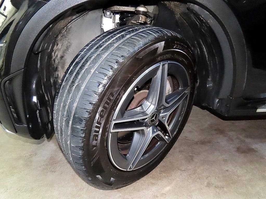 벤츠 GLC 클래스 GLC클래스 X253 GLC 300 e 4MATIC 쿠페 이미지 20