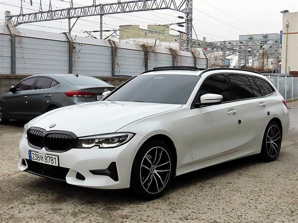 BMW 3시리즈 3시리즈 (G20) 320i 투어링 럭셔리 이미지 2