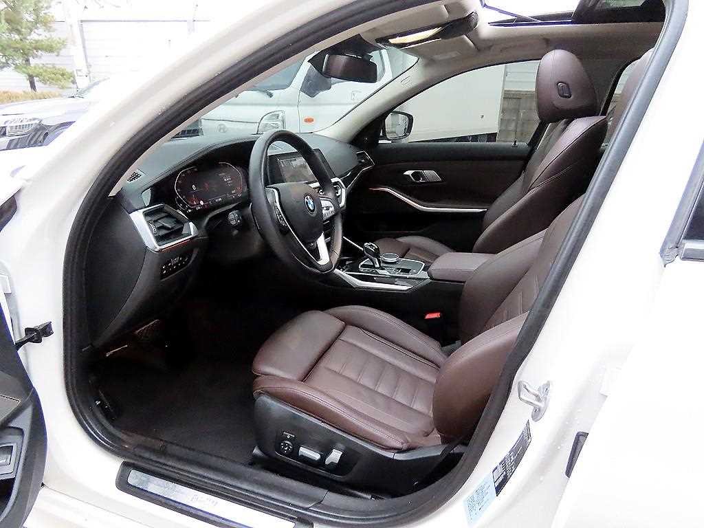 BMW 3시리즈 3시리즈 (G20) 320i 투어링 럭셔리 이미지 5