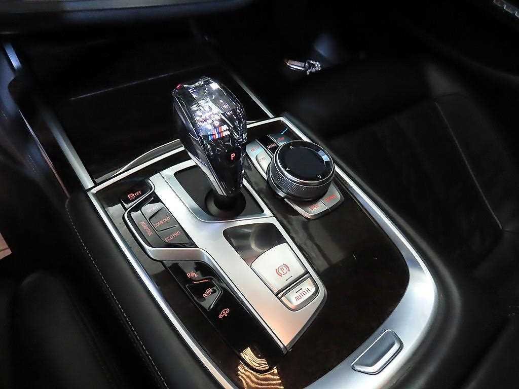 BMW 7시리즈 7시리즈 (G11) 750Li xDrive 이미지 12