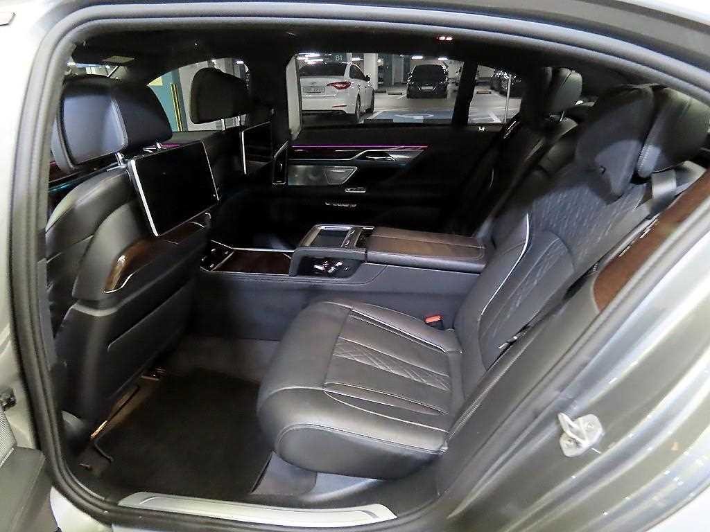 BMW 7시리즈 7시리즈 (G11) 750Li xDrive 이미지 7