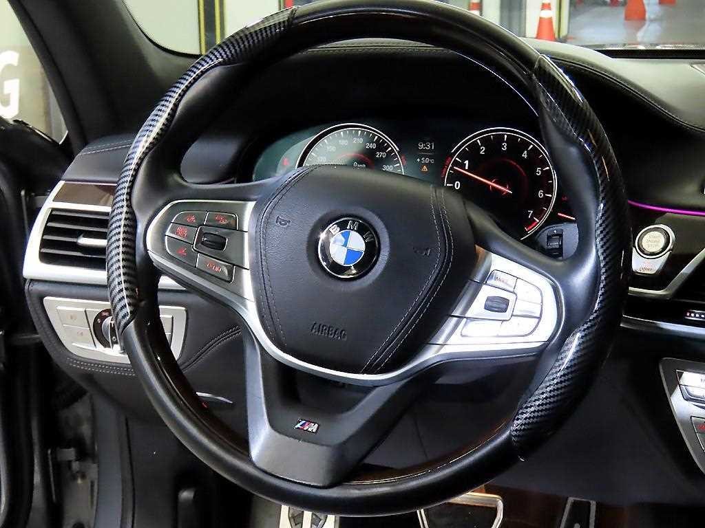 BMW 7시리즈 7시리즈 (G11) 750Li xDrive 이미지 8