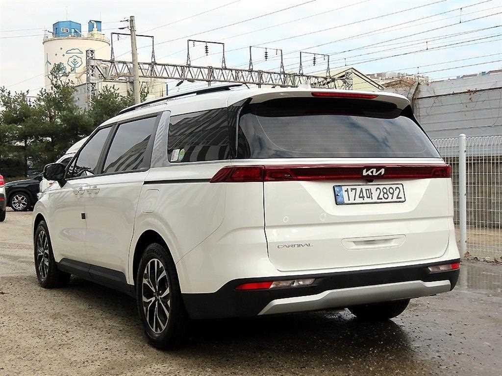 기아 카니발 카니발 4세대 디젤 9인승 프레스티지 이미지 3