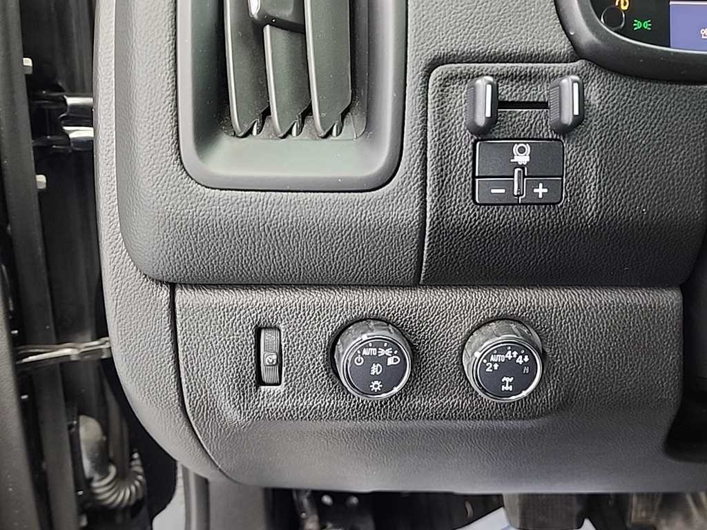 쉐보레 콜로라도 3.6 익스트림-X 4WD 이미지 17