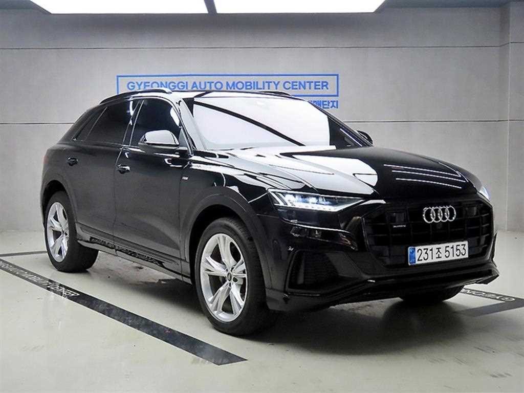 아우디 Q8 45 TDI 콰트로 프리미엄 이미지 1