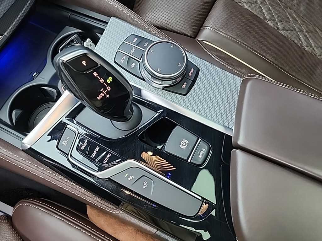 BMW 5시리즈 5시리즈 (G30) 520d xDrive M 스포츠 플러스 이미지 8