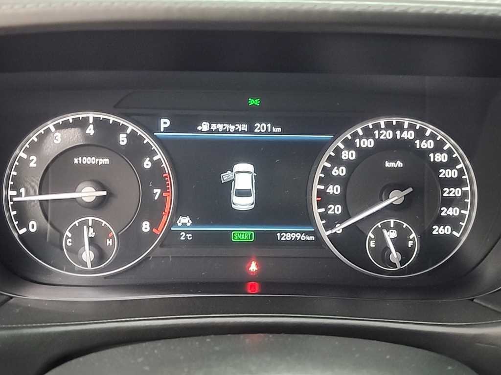 제네시스 EQ900 5.0 GDI AWD 리무진 프레스티지 이미지 6