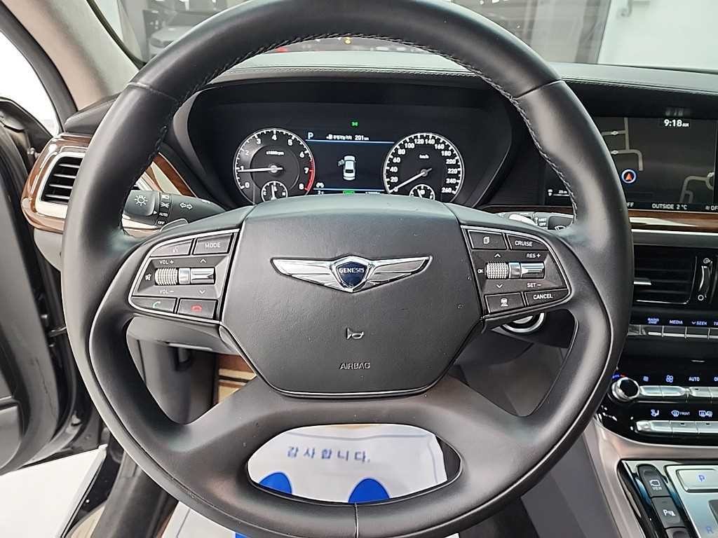 제네시스 EQ900 5.0 GDI AWD 리무진 프레스티지 이미지 9