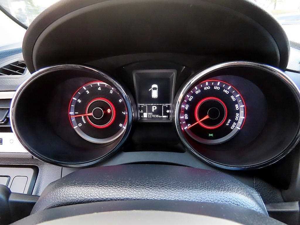 KG모빌리티(쌍용) 티볼리 가솔린 2WD 1.6 VX 이미지 9