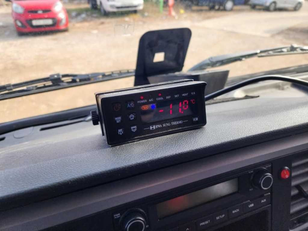 중대형화물 탑차/윙바디 냉동탑 2.5톤 올뉴마이티 이미지 9
