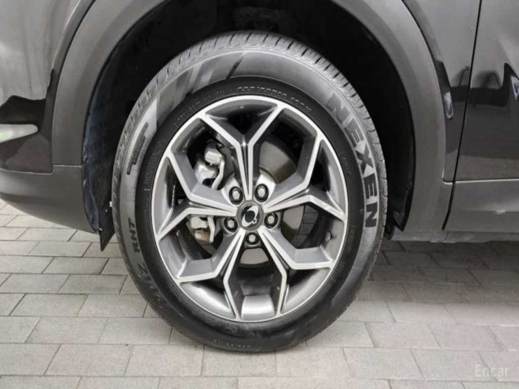 KG모빌리티(쌍용) 코란도 뷰티풀코란도 2WD 가솔린 1.5 C7 이미지 17