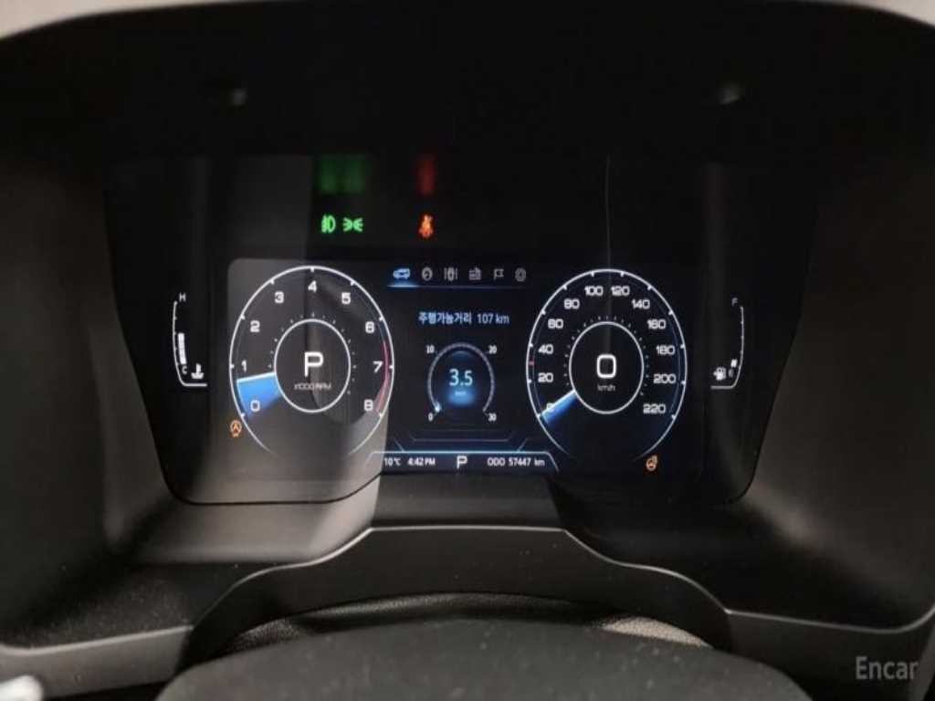 KG모빌리티(쌍용) 코란도 뷰티풀코란도 2WD 가솔린 1.5 C7 이미지 5