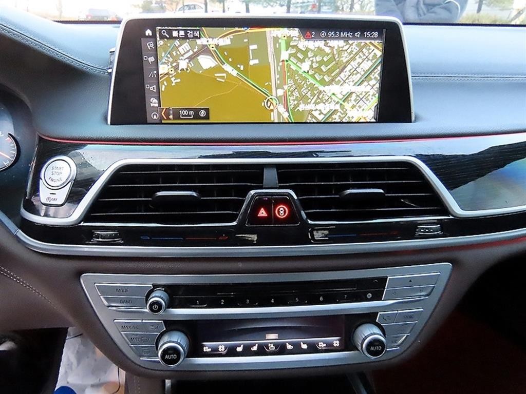 BMW 7시리즈 7시리즈 (G11) 730Ld xDrive M 스포츠 이미지 14