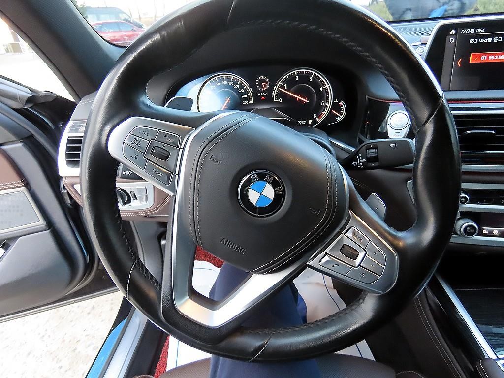 BMW 7시리즈 7시리즈 (G11) 730Ld xDrive M 스포츠 이미지 8
