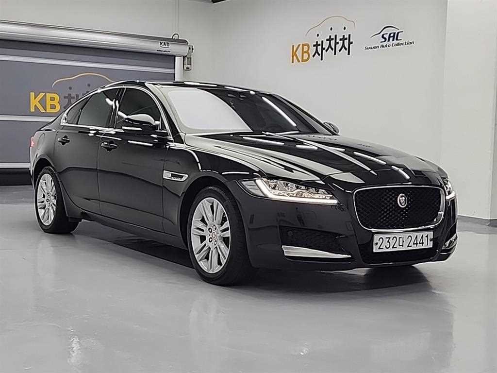 재규어 XF XF(X260) 2.0D 포트폴리오 이미지 3