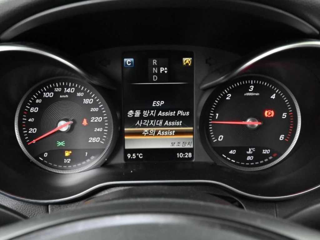 벤츠 C 클래스 C클래스 W205 C220 d 4MATIC 이미지 17