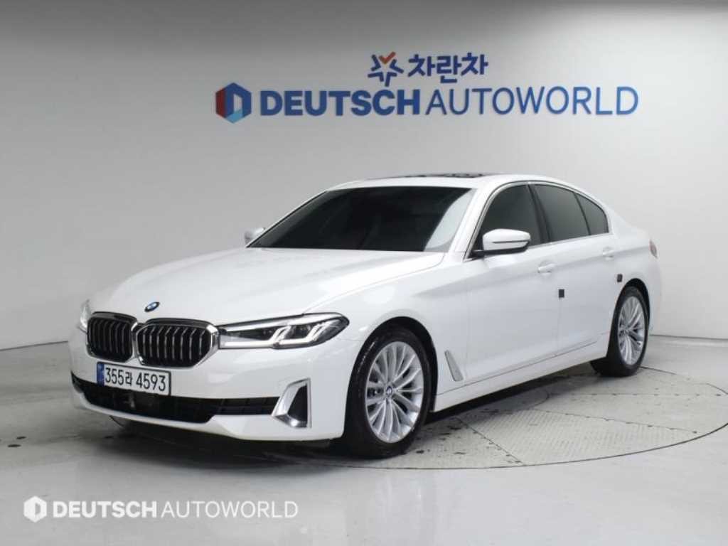 BMW 5시리즈 5시리즈 (G30) 520i 럭셔리 이미지 1