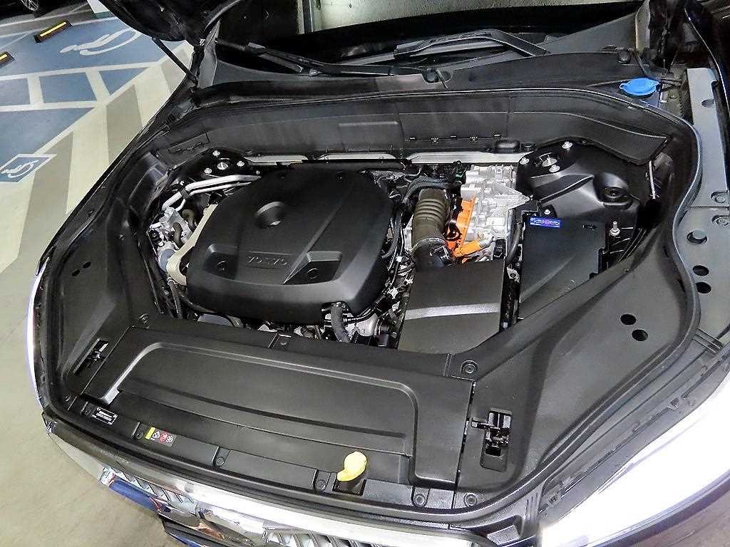 볼보 XC90 XC90 2세대 2.0 T8 AWD 인스크립션 이미지 19