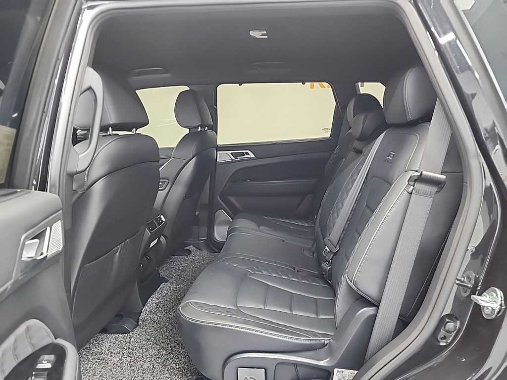 KG모빌리티(쌍용) 렉스턴 올 뉴 렉스턴 (Y450) 디젤 2.2 4WD 더 블랙 이미지 12