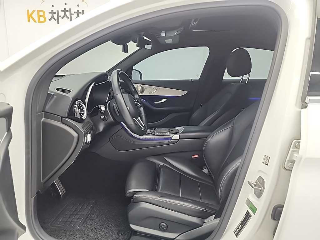 벤츠 GLC 클래스 GLC클래스 X253 GLC 220 d 4MATIC 쿠페 이미지 11